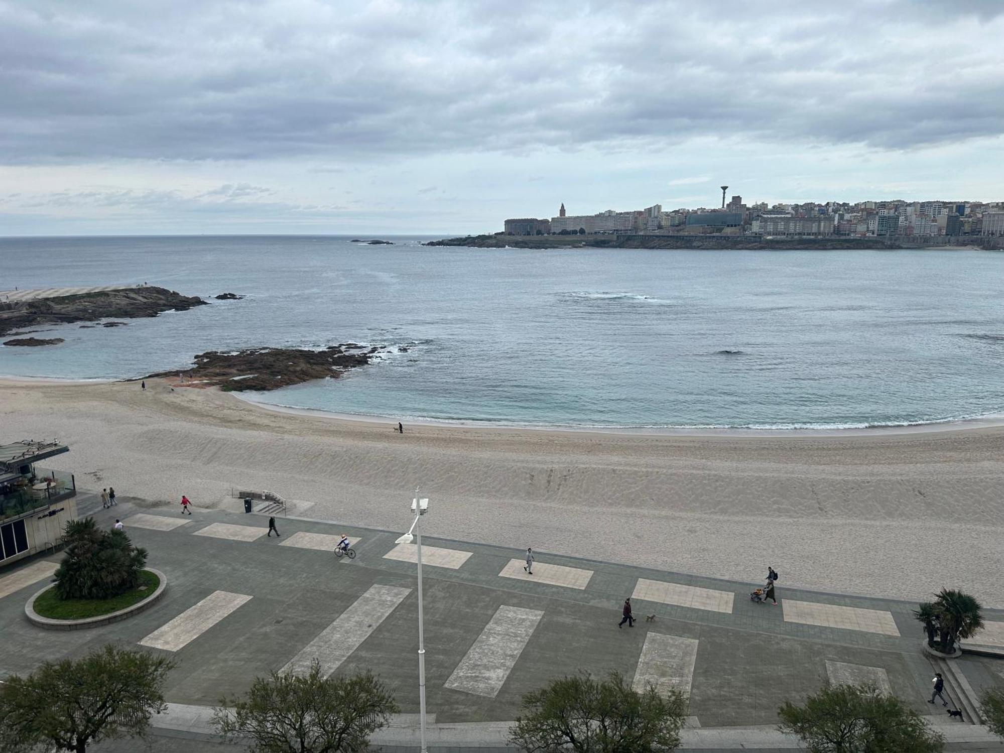 Piso Con Vistas A La Playa De Riazor Leilighet La Coruña Eksteriør bilde