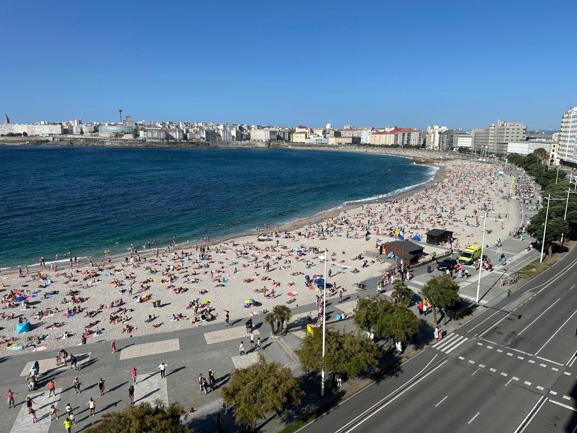 Piso Con Vistas A La Playa De Riazor Leilighet La Coruña Eksteriør bilde